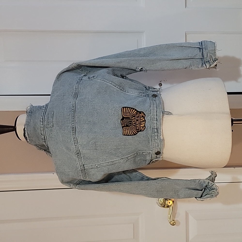 Denim Jacket- Crop Style- Vintage 90's Paris Blue Small-Distressed - Picture 2 of 10